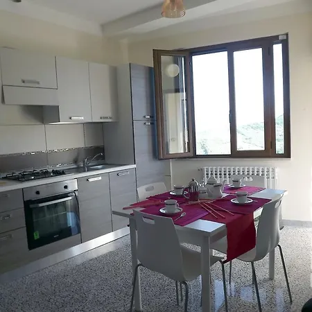 Casa Vacanze Alessia Pizza Apartment *